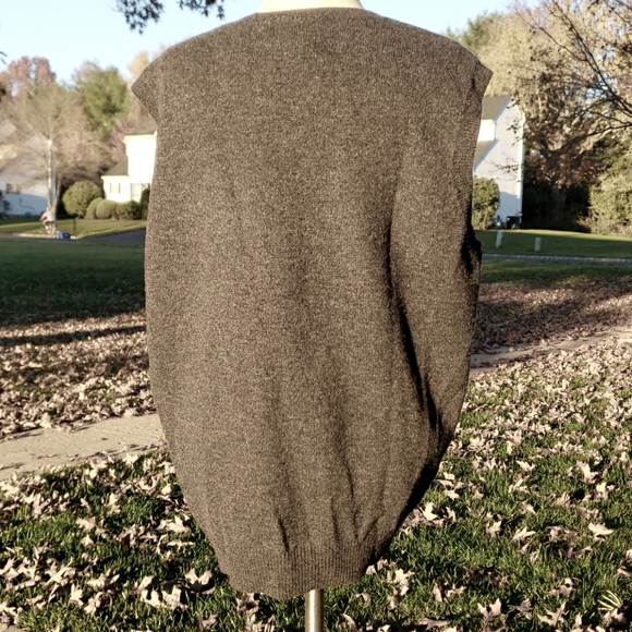 Men's lambs wool vest - Picture 3 of 3